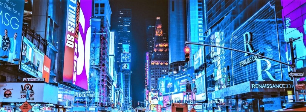 The Nightlife & Shopping experience in: NEW YORK CITY